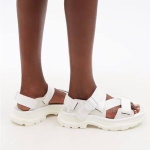 Alexander McQueen Tread Platform Sandal White Size 8 38 1/2